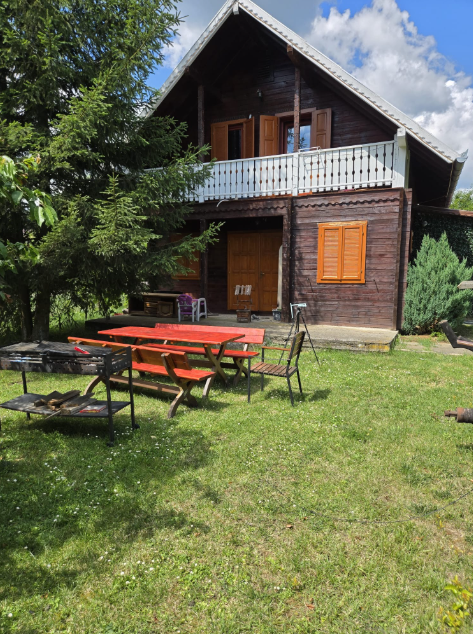 Casă + teren + anexe in Corușu, comuna Baciu, județul Cluj