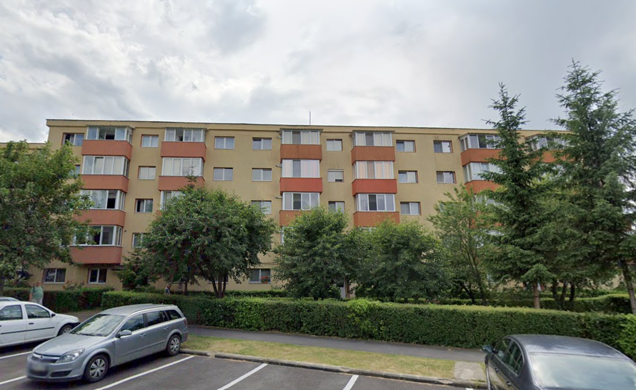 Apartament 2 camere si dependinte decomandat, etaj 1, strada Ciceu, Brasov, judetul Brasov-6241604
