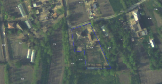 Cota 1/2 din casa plus teren, strada General Vasile Milea, comuna Gradistea, judetul Calarasi