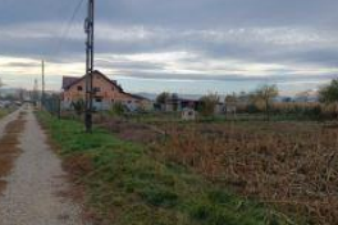 Cota 1/2 teren agricol – Slobozia, Orașul Roznov, Județul Neamț