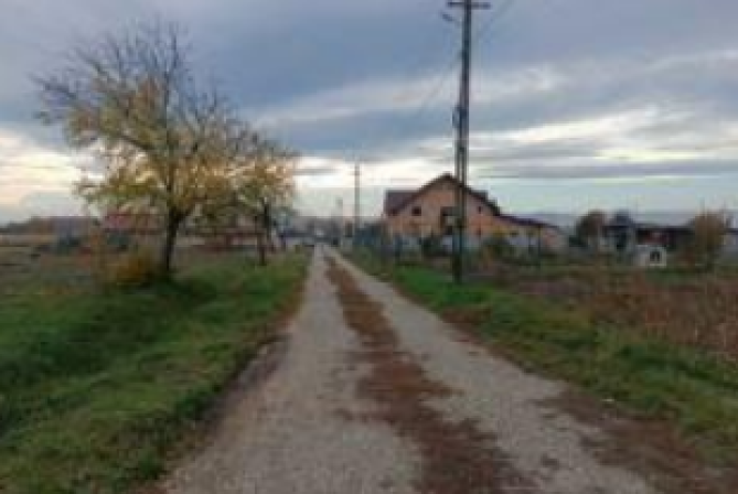 Teren 1/2 cotă parte din drum de acces, Loc. Slobozia, Orașul Roznov, Jud. Neamț