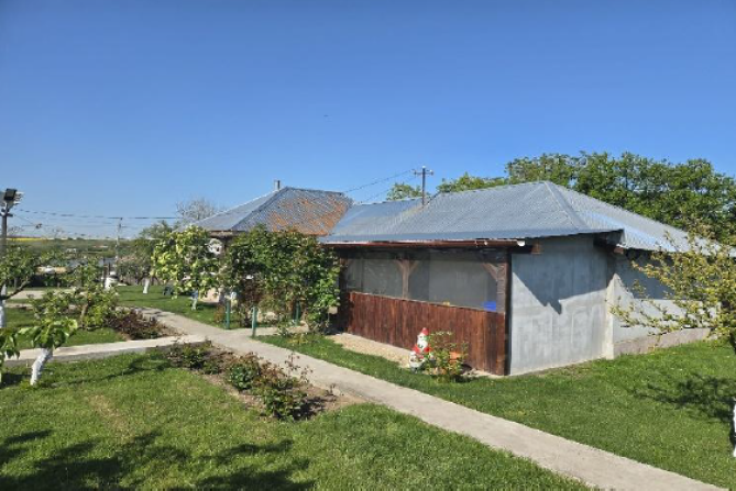 Cotă indiviză 1/20 din casă și teren 1.788 mp – Săndulița, comuna Sărulești, județul Călărași