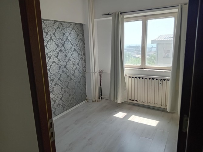 Apartament 1 cameră, decomandat zona Garii, str. Traian– Constanța, județul Constanța REO647