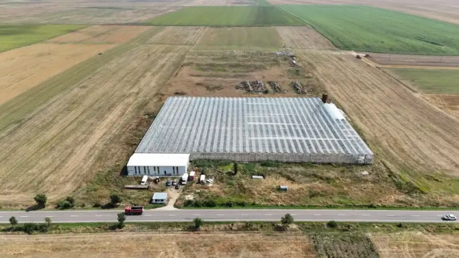 PROPRIETATE IMOBILIARA DE TIP SERA