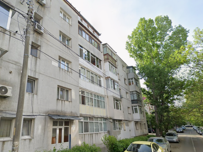 Apartament cu 3 camere decomandat, zona Dacia, Loc.Iasi, Jud.Iasi