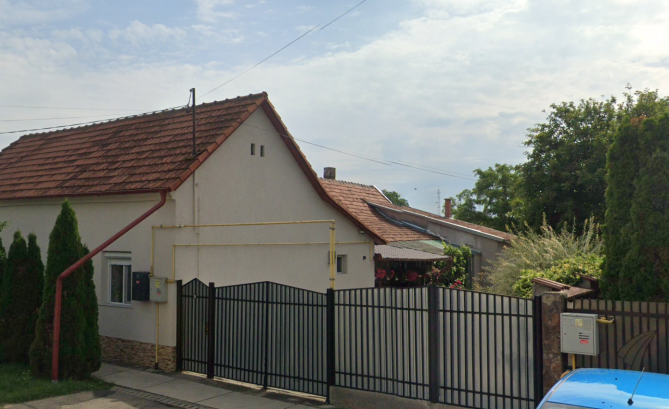Apartament la casă, 2 camere, Chișineu-Criș, județul Arad