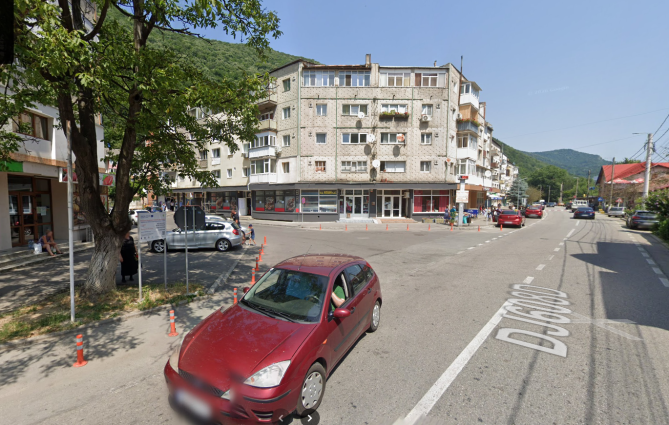 Apartament 2 camere decomandat, Băile Herculane, jud. Caraș-Severin