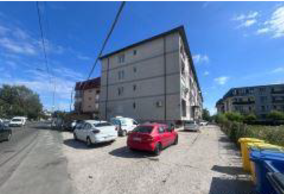Cota de 1/2 din apartament cu 1 cameră – Str. Aurel Persu, Sector 4, București