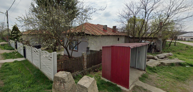 Cota 1/2 si cota de 1/4 din casa si teren situate in Calugareni, judetul Giurgiu
