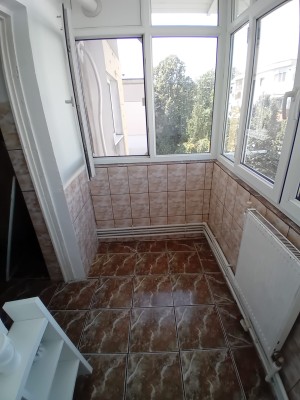 Apartament 2 camere, decomandat – str. Belsugului, Zona Orizont, Călărași