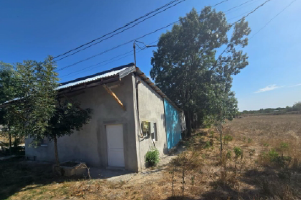 Teren intravilan cu constructie, sat Motoci, com. Mischii, jud. Dolj 5721990