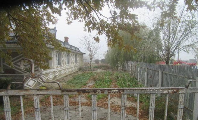 Doua terenuri intravilane si anexe in Maicanesti si Tataru, judetul Vrancea-6241522