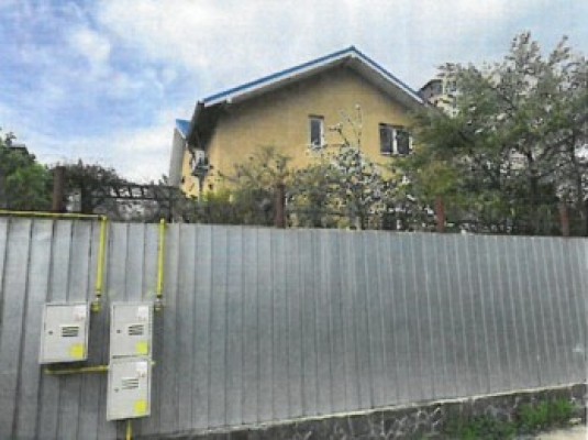 Vila cu teren, Loc. Roman, Jud. Neamt