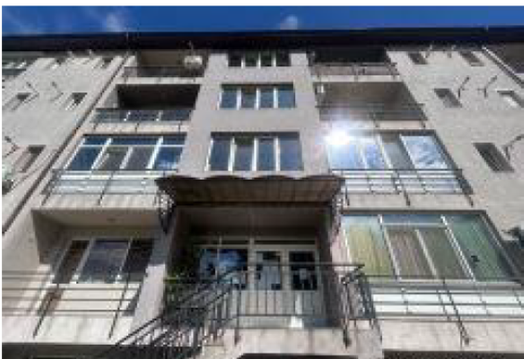 Cota de 1/2 din apartament cu 1 cameră – Str. Aurel Persu, Sector 4, București