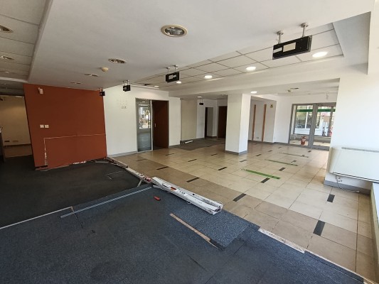 Spațiu comercial, Municipiul Botoșani, Județul Botoșani