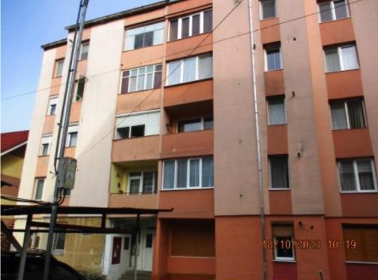 Apartament 2 camere in Aiud, str.Mihai Viteazu, bl.7, sc.A, et.3