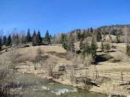 Cota de 1/2 din Teren agricol intravilan si extravilan, Sat Valea Bancului, Com Cosna, Jud. Suceava