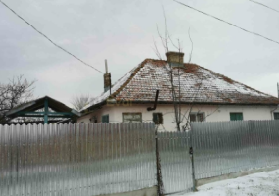 Casa cu teren zona IAS sat Traian, com. Cerna, jud. Tulcea