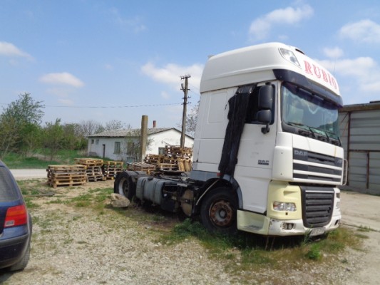 Autovehicul cap de tir marca DAF model XF 105.410