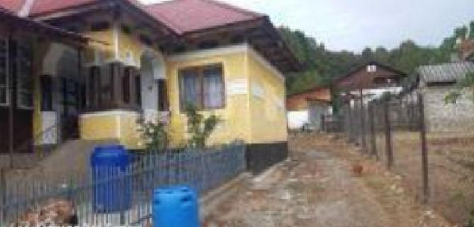Casa cu teren com. Cernisoara, jud. Valcea