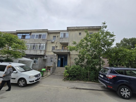 Apartament 1 camera, str. Tudor Arghezi, Com. 1 Decembrie, jud. Ilfov