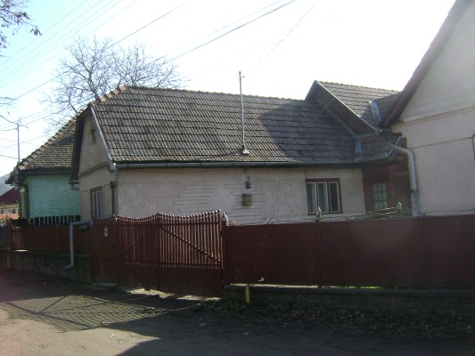 Casa P+M si teren in Sovata, str. N.Balcescu, judet Mures