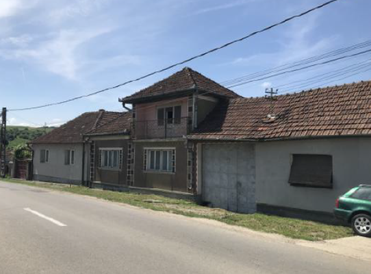 Casa si teren situata in loc Hidiselul de Sus