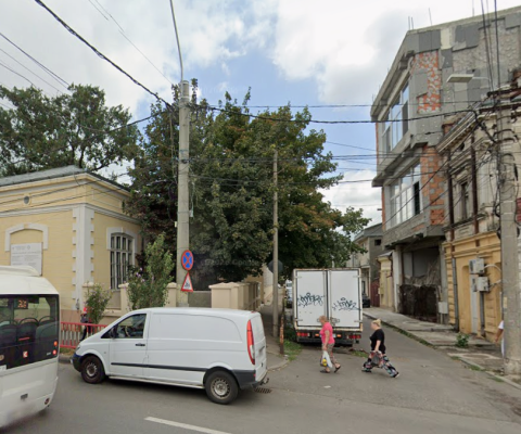Casă cu teren 179 m², Municipiul Brăila, Str. Piața Poporului, jud. Brăila 3706536