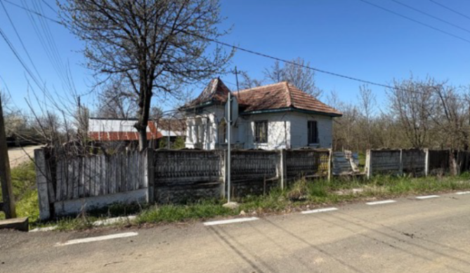 Teren si casă – Carpen, jud. Dolj