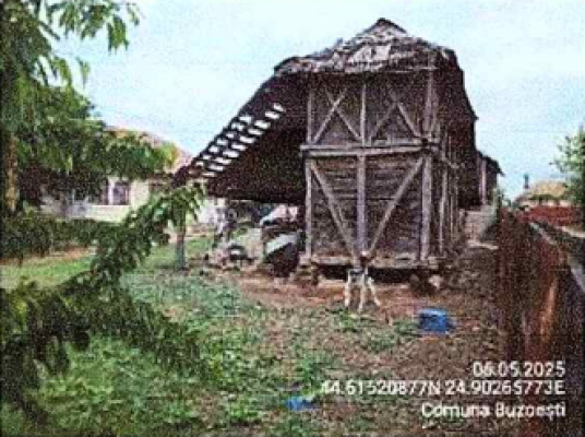 Casa si teren, Sat Ionești, Comuna Buzoești, județul Argeș
