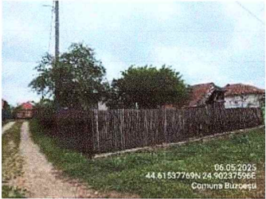 Casa si teren, Sat Ionești, Comuna Buzoești, județul Argeș