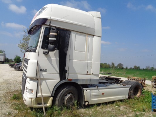 Autovehicul cap de tir marca DAF model XF 105.410