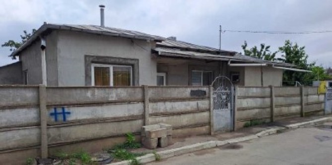 Cota de 3/16 din casa si teren, Loc. Birlad, Jud. Vaslui