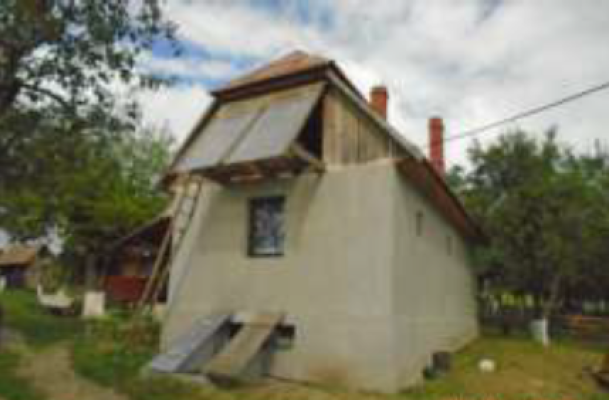 Casă și teren in Naoiu, Comuna Cămărașu, județul Cluj