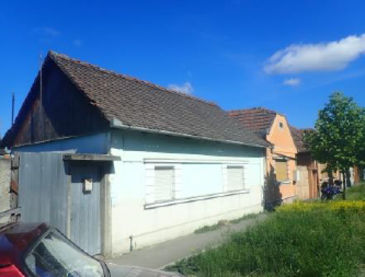 Casa si teren intravilan in suprafata de 272 mp situata in mun Salonta str Iosif Vulcan