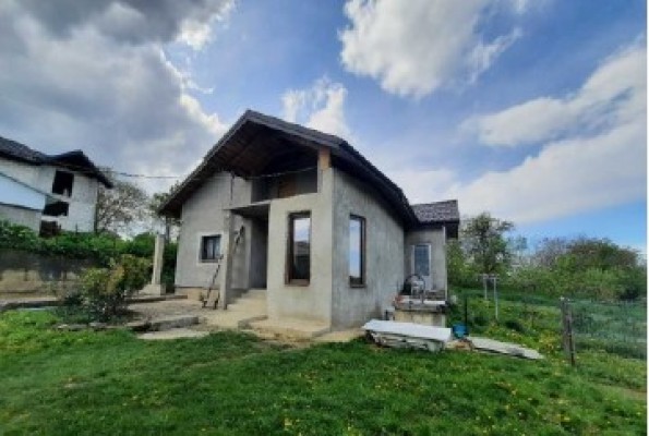 Casa cu teren, Loc.Darabani, Jud.Botosani