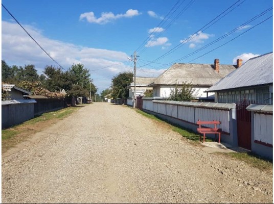 Casa cu teren situata in loc, Pastraveni, Jud. Neamt