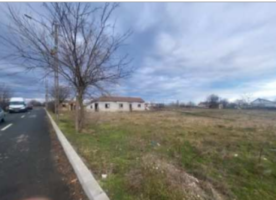 Cota 1/2 din casa cu teren zona Ferma Mosneni, Sat Mosneni, com. 23 August, jud. Constanta