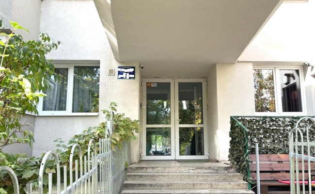 Apartament 3 camere, parter, Str. Liviu Rebreanu, Titan, Sector 3, București