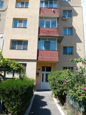 Apartament 2 camere, decomandat – str. Belsugului, Zona Orizont, Călărași