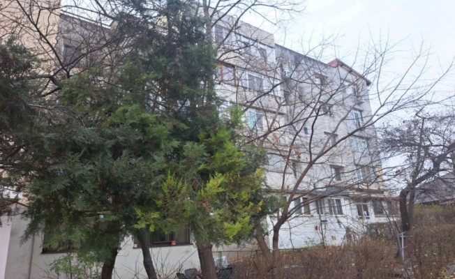 Apartament cu 4 camere, zona Biserica Catolica, Loc. Iasi, Jud. Iasi
