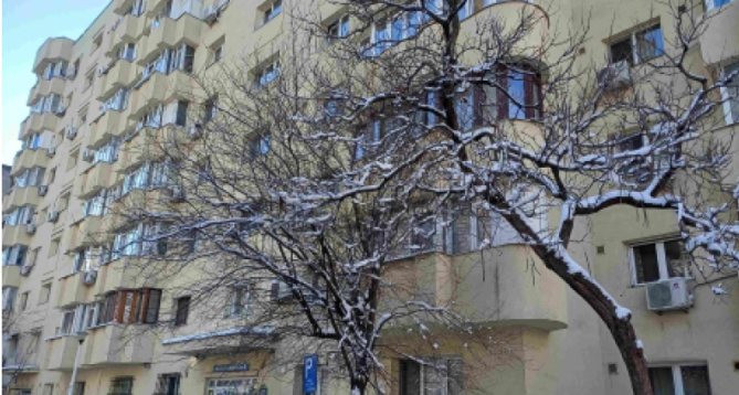 Apartament 3 camere, Str. Deleni