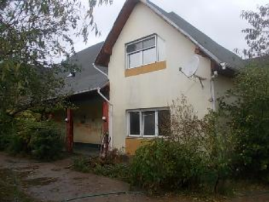 Casa si teren aferent situata in strada Oituz, Comuna Berceni, tarla 1, parcela 12/5; 12/6; 12/7; 12/7/1, lot 2, judetul Ilfov