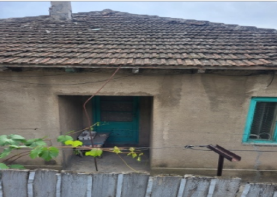 Cota de 1/8 din imobil casa cu teren Medgidia, jud. Constanta