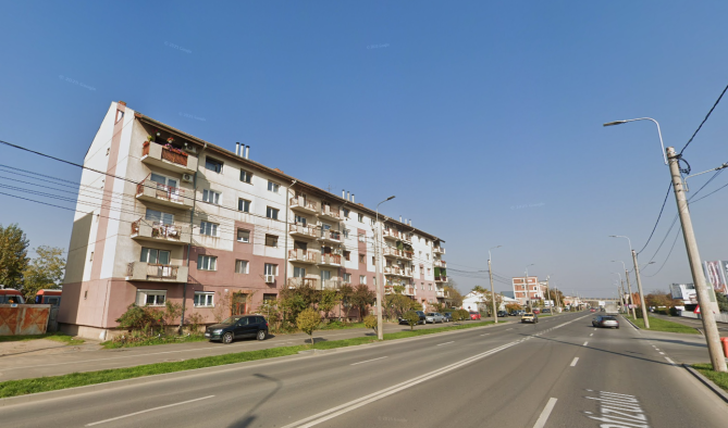 Apartament 4 camere, decomandat, Municipiul Satu Mare, jud. Satu Mare