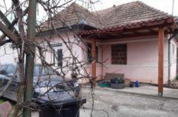 Casă de locuit cu anexă și teren intravilan – Uioara de Sus, jud. Alba