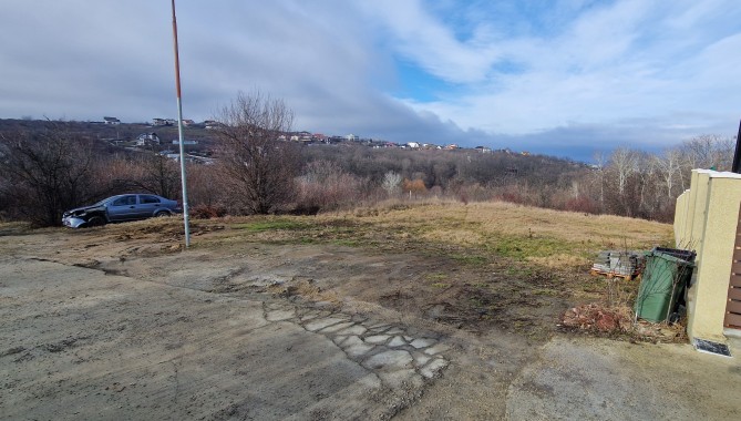 Teren in suprafata de 990 mp situat in comuna Bârnova din județul Iași