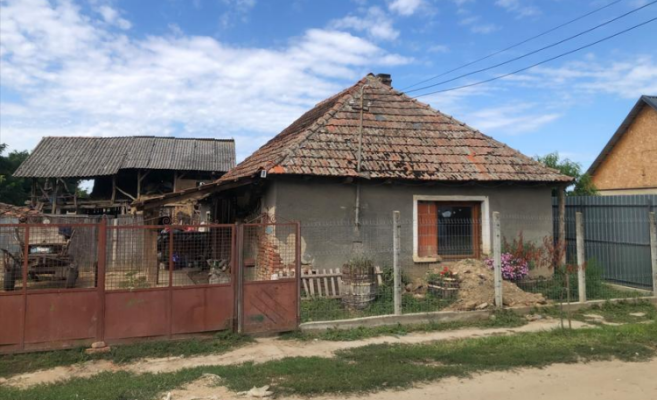 Casă P + teren 496 mp – Valea lui Mihai, str. 1 Decembrie, jud. Bihor