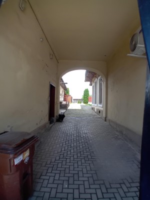 Spatiu comercial in Targu Secuiesc, Piata Gabor Aron, jud. Covasna