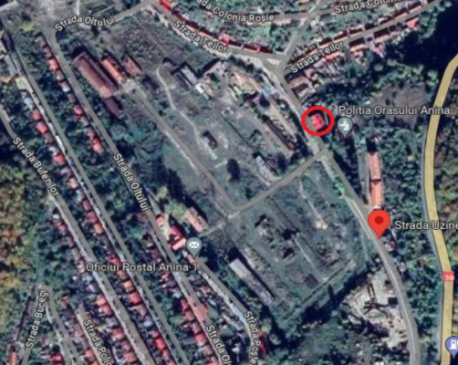 Apartament compus din 2 camere si teren in suprafata de 23 mp si 200 mp situat in oras  Anina, str Uzinei